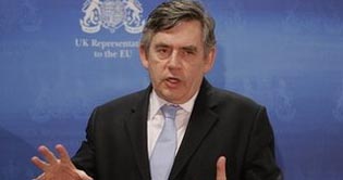 Brown urges Karzai to bring major changes for restoring trust 